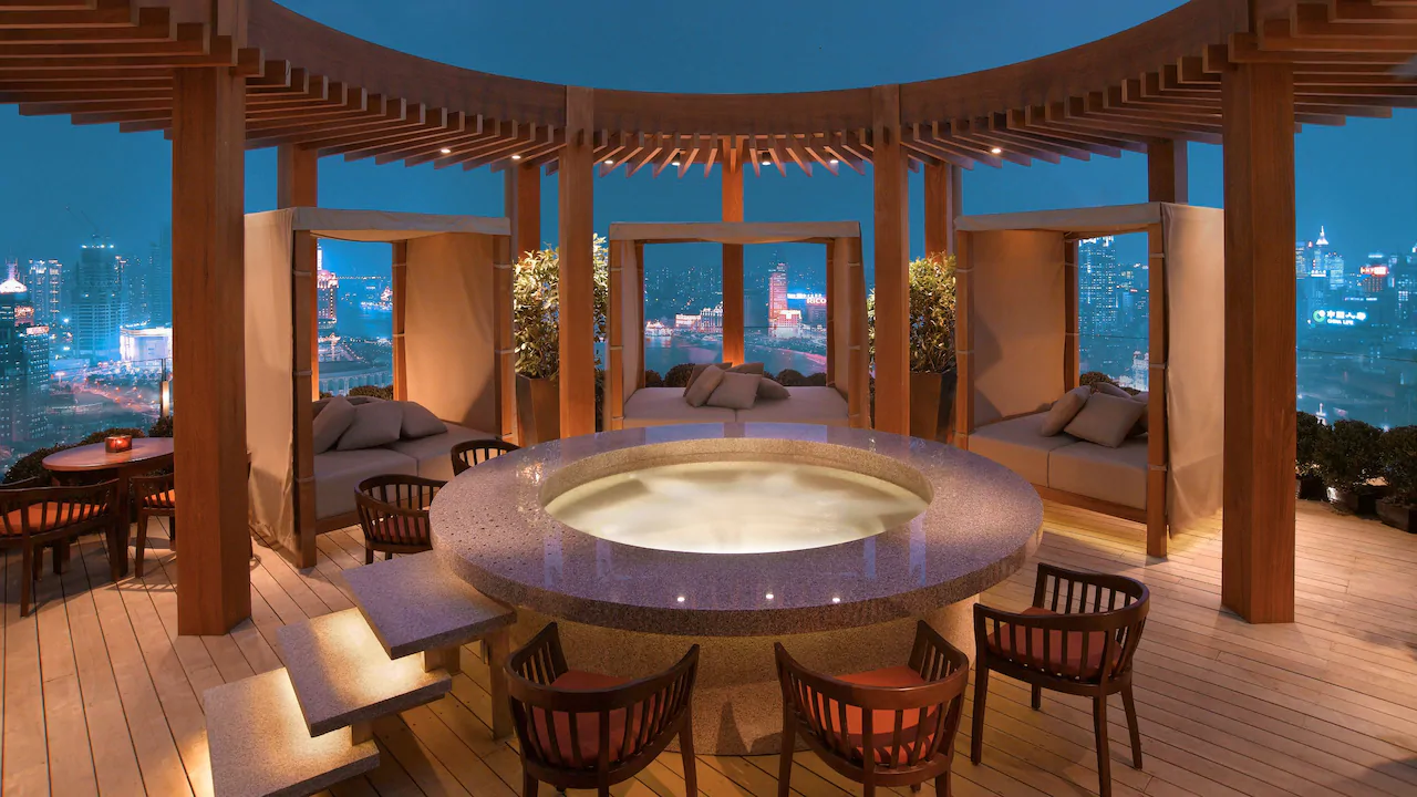 Vue bar rooftop terrace
